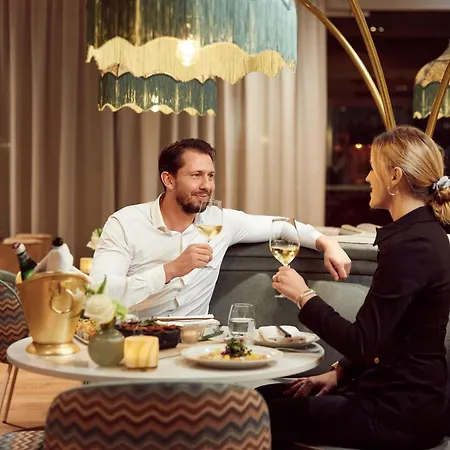 Der Valk - Leiden Otel