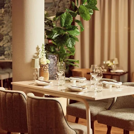 Der Valk - Leiden 4*