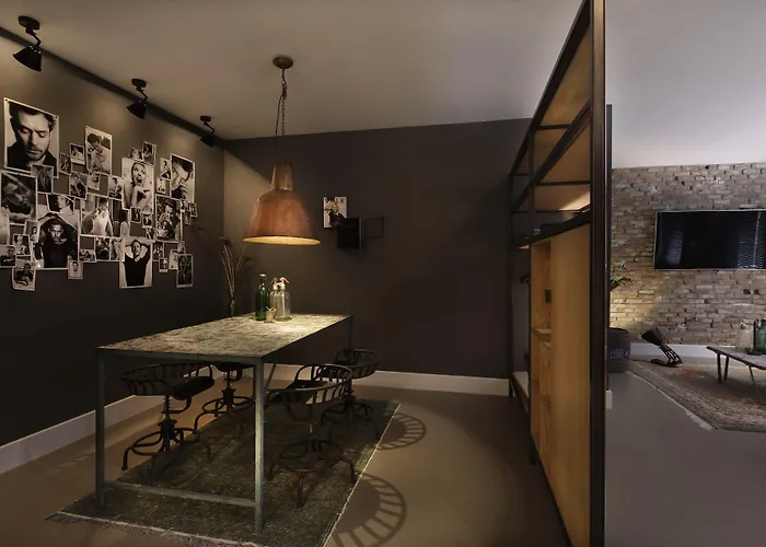 酒店 萨森海姆范德瓦尔克酒店 - 莱顿 萨森海姆