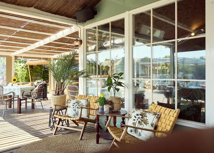 Отель Der Valk - Leiden Сассенхейм